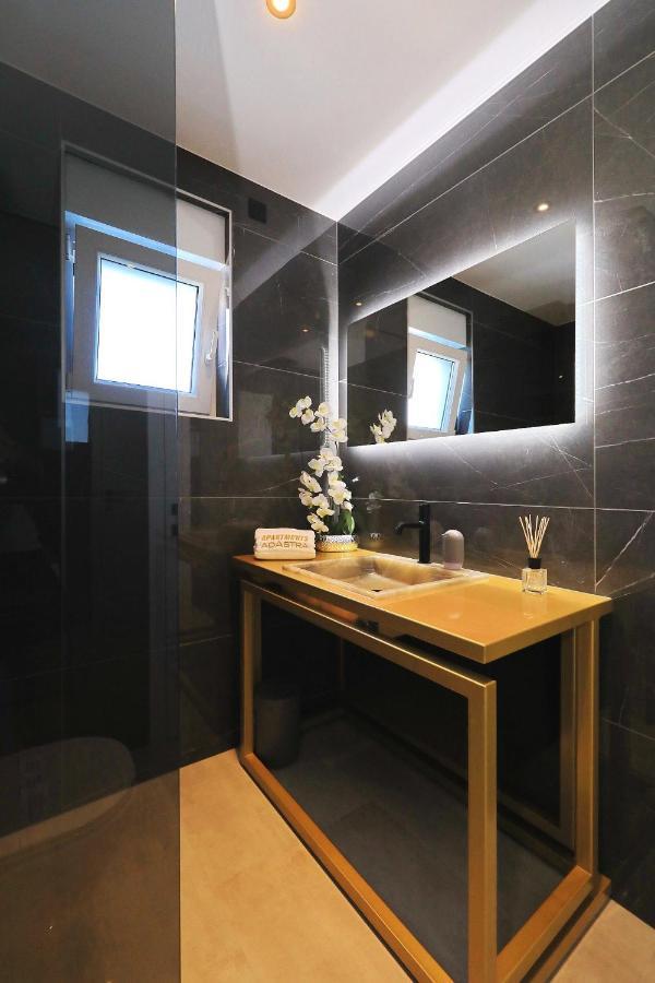 Adastra Apartments Maslenica Bagian luar foto