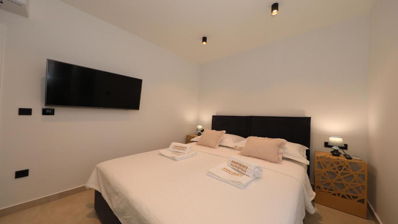 Adastra Apartments Maslenica Bagian luar foto